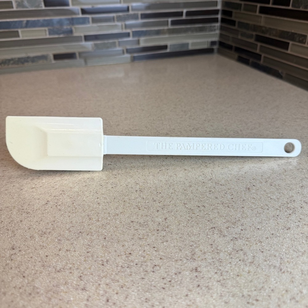 Vintage The Pampered Chef Classic Scraper White Silicone Spatula 11" Kitchen